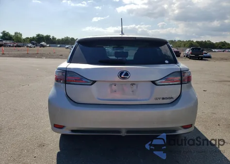 2011 Lexus Ct 200 z USA, uszkodzony, nr VIN JTHKD5BH8B2003456